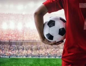 Kỹ thuật sút bóng mạnh và chính xác